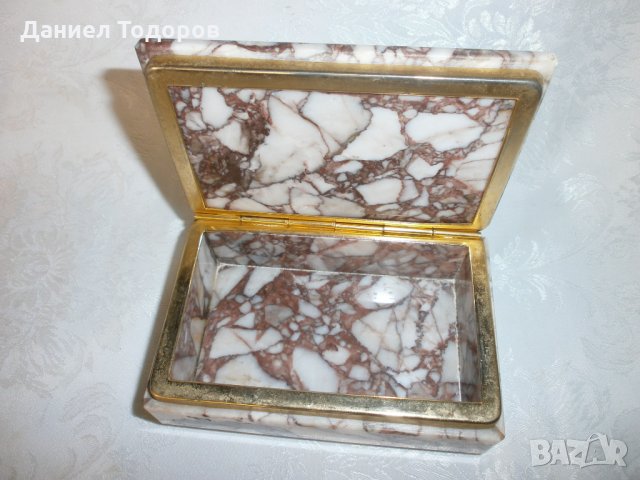 Стара Мраморна Кутия за Бижута с Бронзов Обков, снимка 4 - Колекции - 34603340