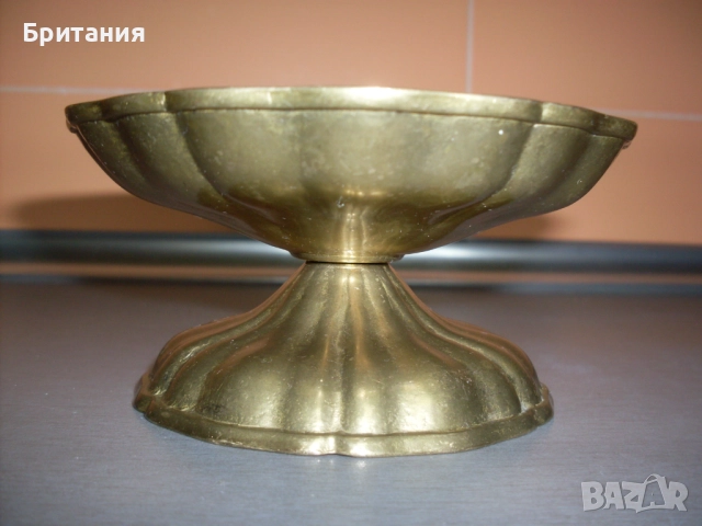 Бронзов свещник.