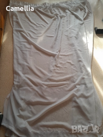 Голямо бяло перде