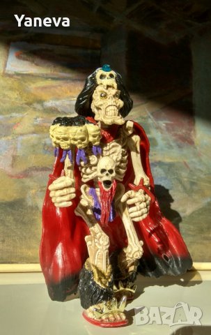 Vintage, екшън фигура Baron Dark Skeleton Warriors,Playmates Toys 1994 LEG., снимка 8 - Колекции - 39105983