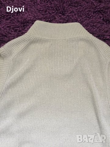 Актуален топ, снимка 3 - Корсети, бюстиета, топове - 32403579