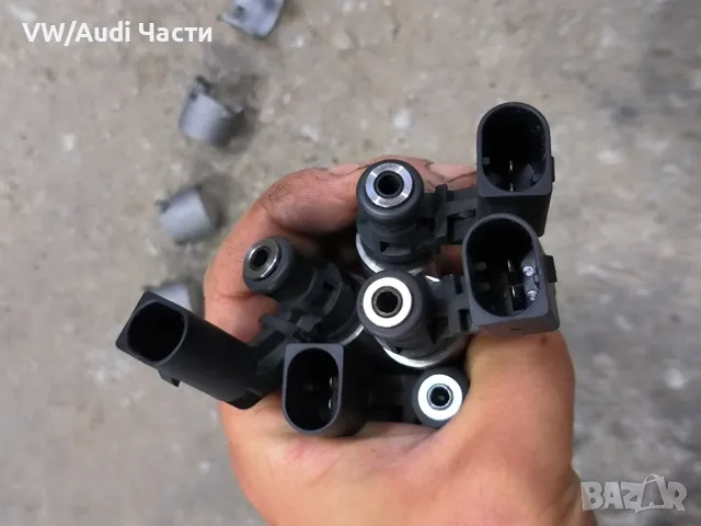 Комплект бензинови дюзи инжектори за Голф 5 1.6 фси Volkswagen Golf 5 1.6 FSI 03C906036A, снимка 2 - Части - 50260713