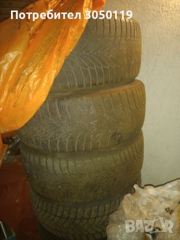 Зимни гуми с джанти BMW, снимка 4 - Гуми и джанти - 43058135