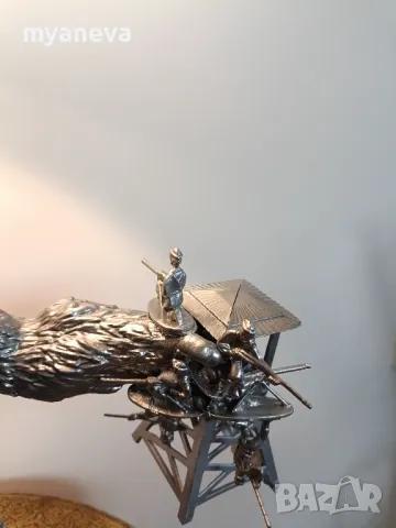 King Kong , Кинг Конг , авторска, бутикова лампа с екшън фигури. , снимка 6 - Настолни лампи - 50012384