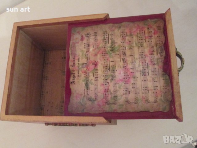 винтидж кутийка  в червено за бижута-hand made, снимка 7 - Подаръци за жени - 43303081