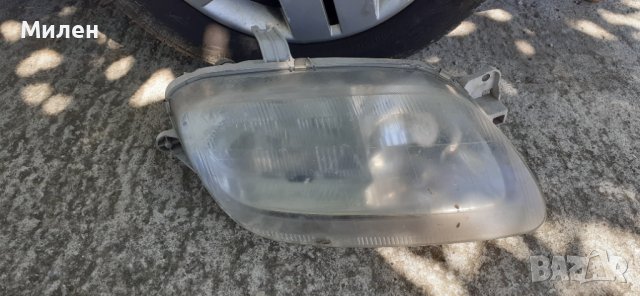 Десен Фар За Mazda 323 Coupe 1997 Година Мазда 323 Купе, снимка 3 - Части - 37389525