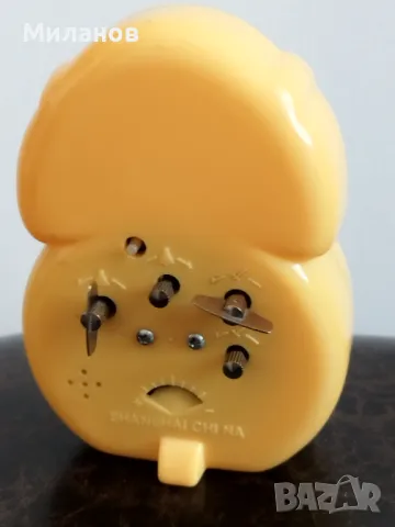 Стар механичен будилник, настолен часовник, снимка 4 - Антикварни и старинни предмети - 49880611