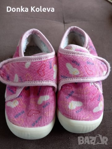 Ботушки за малка дама с подарък пантофи, снимка 2 - Бебешки обувки - 43152924