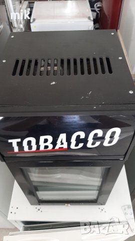 Малка  витрина, снимка 3 - Хладилници - 43897266