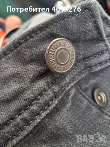 Продавам дънки на Jack & Jones Спешно!!!, снимка 8 - Дънки - 52567034