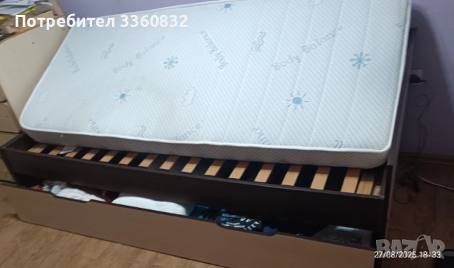 Единично легло - сандвич с един двулицев матрак + подматрачна рамка