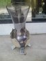 Изящна вазичка от метал и стъкло, снимка 1 - Други ценни предмети - 37364630