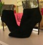 Токчета черни, снимка 1 - Дамски елегантни обувки - 43275170