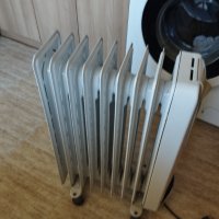 Продавам маслен италиански радиатор Делонги, снимка 4 - Радиатори - 42944402