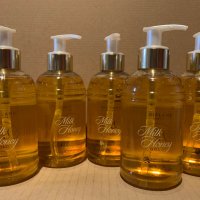 Течен сапун “мед и мляко “ злато Oriflame , снимка 1 - Козметика за тяло - 36760244