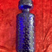 Релефна ваза от кобалтово стъкло. №2667, снимка 4 - Антикварни и старинни предмети - 38072526