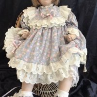 Порцеланова кукла Holly Alberon , снимка 1 - Колекции - 41224022