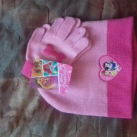 Шапка и ръкавици , снимка 1 - Шапки, шалове и ръкавици - 26814764