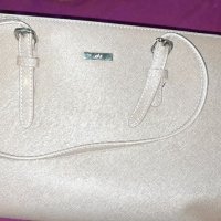 Дамски чанти различни размери , снимка 1 - Чанти - 33460837