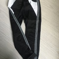 Дамски спортен панталон, снимка 1 - Панталони - 28043414