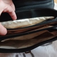 Продавам дамска чанта Елизабет Джордж в Чанти в гр. Разград - ID36839215 —  Bazar.bg