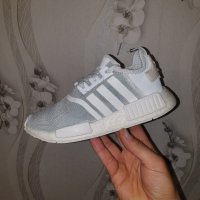 ADIDAS NMD_R1 оригинални маратонки номер 36 2/3 , снимка 1 - Маратонки - 44052719