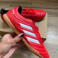 Чисто нови оригинални маратонки Adidas COPA 20.4 INDOOR !39,40 н, снимка 4 - Маратонки - 32491309