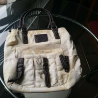 Кожени и черни дамски чанти и портмонета, снимка 11 - Чанти - 34948279