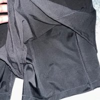 Спорни къси панталони, снимка 2 - Къси панталони и бермуди - 43914644