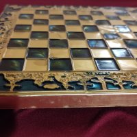 Дъска за шах месинг с цветно лаково покритие 20/20, снимка 2 - Антикварни и старинни предмети - 43356407
