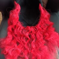 Черна шапка с огнено червена дълга перука , снимка 3 - Аксесоари за коса - 37412911