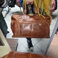  ЕСТЕСТВЕНА КОЖА голям  сак,пътна чанта, снимка 7 - Чанти - 43117113