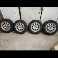 Джанти за бмв с зимни гуми за е46, снимка 1 - Гуми и джанти - 44852796