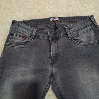 Tommy jeans 27 размер, снимка 2 - Дънки - 38830236