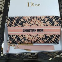 ✨Christian Dior различни цветове уникални дамски портмонета с кутия✨, снимка 10 - Портфейли, портмонета - 43420549