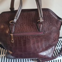 Стилна дамска чанта от естествена кожа,цвят бордо, снимка 3 - Чанти - 39403562