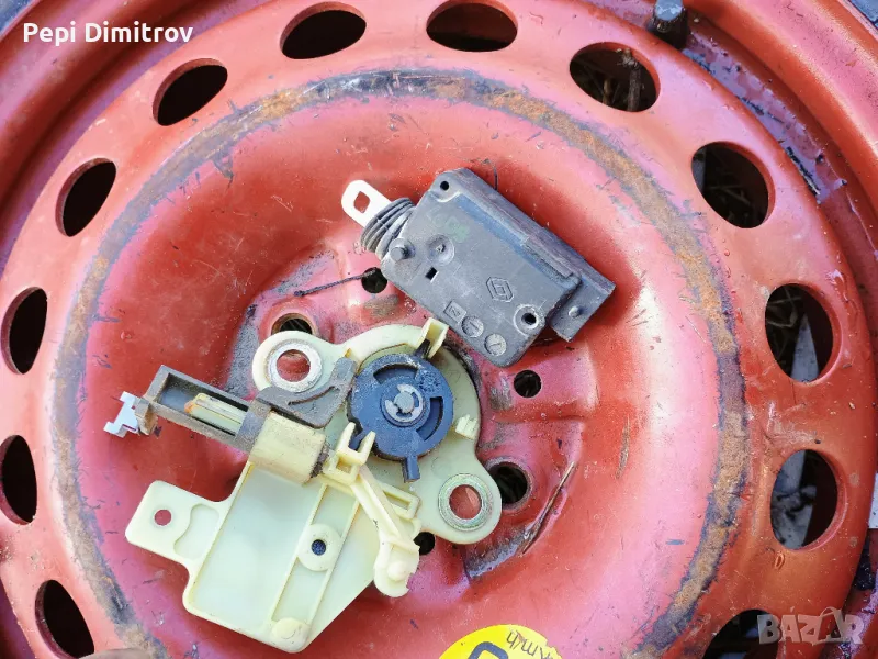 Механизъм багажник Renault Laguna 1 1997 Рено Лагуна 1 хечбек, снимка 1