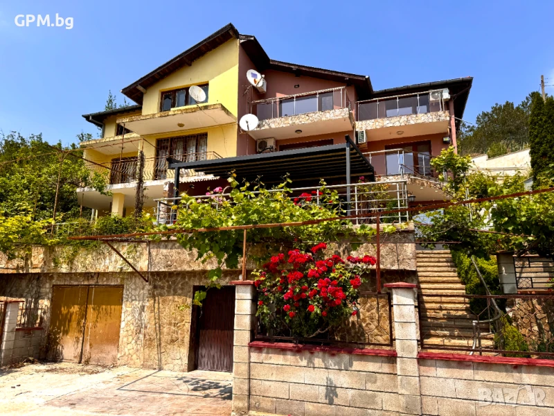 Вила Хоризонт – Просторна къща с морска панорама и 6 спални в Балчик, снимка 1