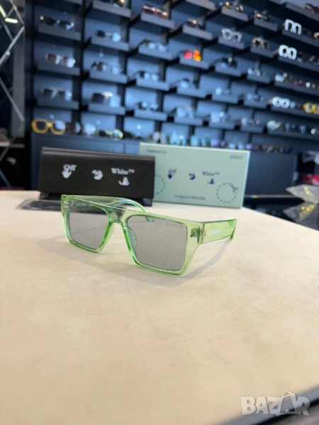 очила с черен обикновен калъф off white , снимка 1