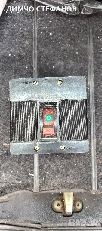 Автоматичен трифазен прекъсвач 100 Ампера, снимка 1