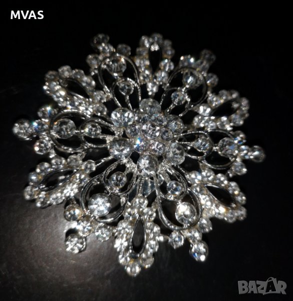 Нова голяма брошка за палто Цвете сребриста, снимка 1