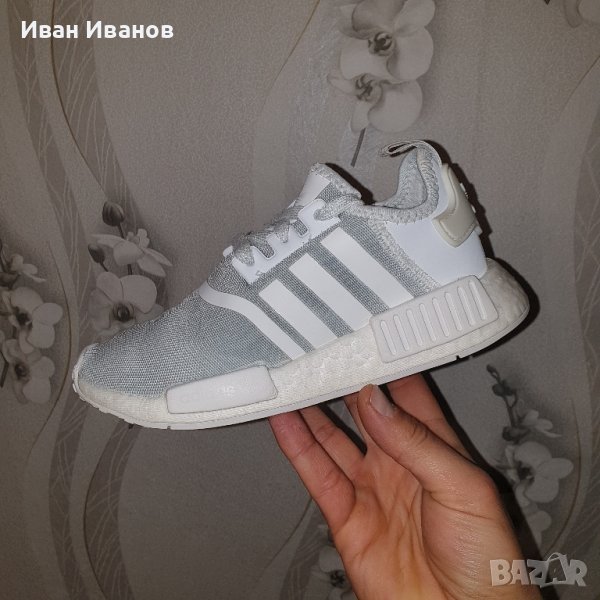 ADIDAS NMD_R1 оригинални маратонки номер 36 2/3 , снимка 1