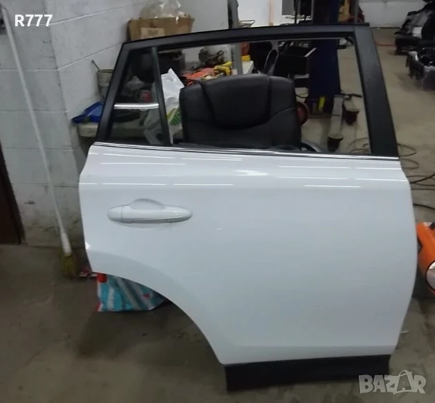 Задна дясна врата Toyota Rav 4 -Оборудвана -2018, снимка 1