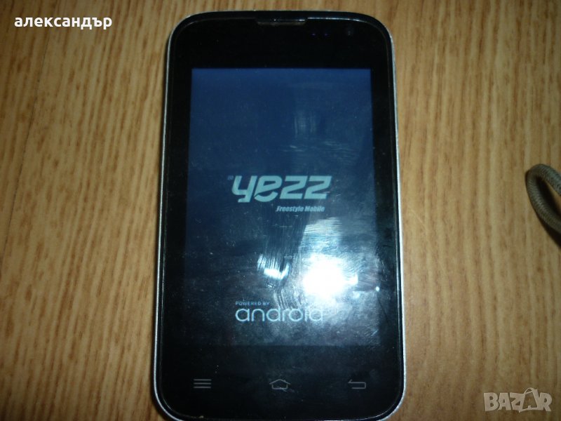 Смартфон Yezz с две сим карти, снимка 1