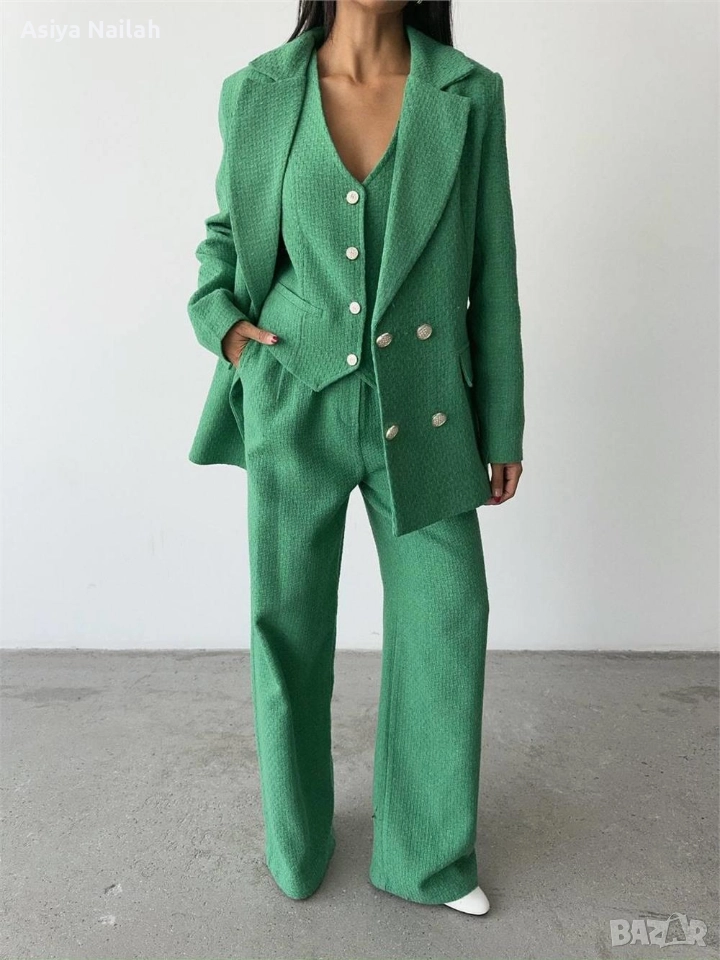 Дамски зелен костюм от 3 части – сако, елек и широк панталон, снимка 1