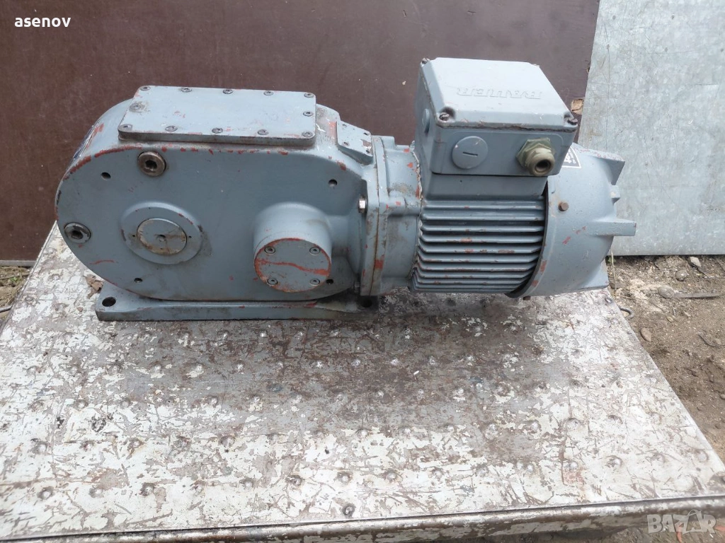 редуктор- двускоростен, снимка 1