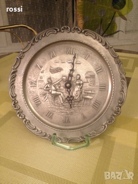 Старинен немски часовник за стена от калай серия Lindenwirthin 23 см. нов, снимка 1