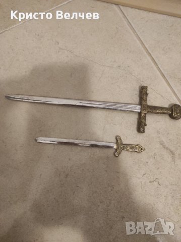 Антикварски мечове, снимка 1 - Други ценни предмети - 39989826