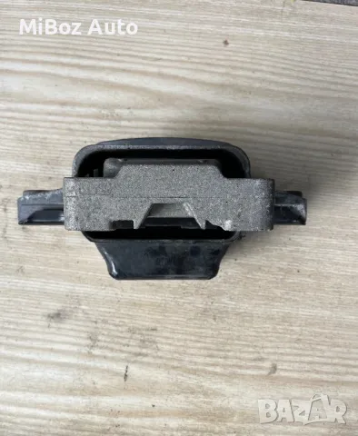 Тампон двигател Фолксваген Голф 5 VW Golf, снимка 4 - Части - 50076615