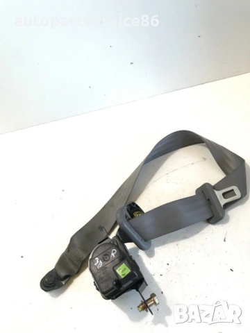 Заден десен предпазен колан за KIA Carens 2.0 CRDi (2002-2006) 0432007